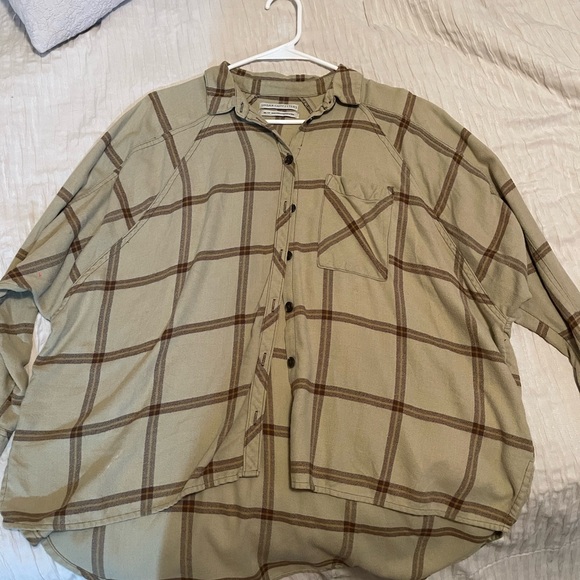 Urban Outfitters Tops - Urban outfitters flannel, worn a few times and it’s over sized